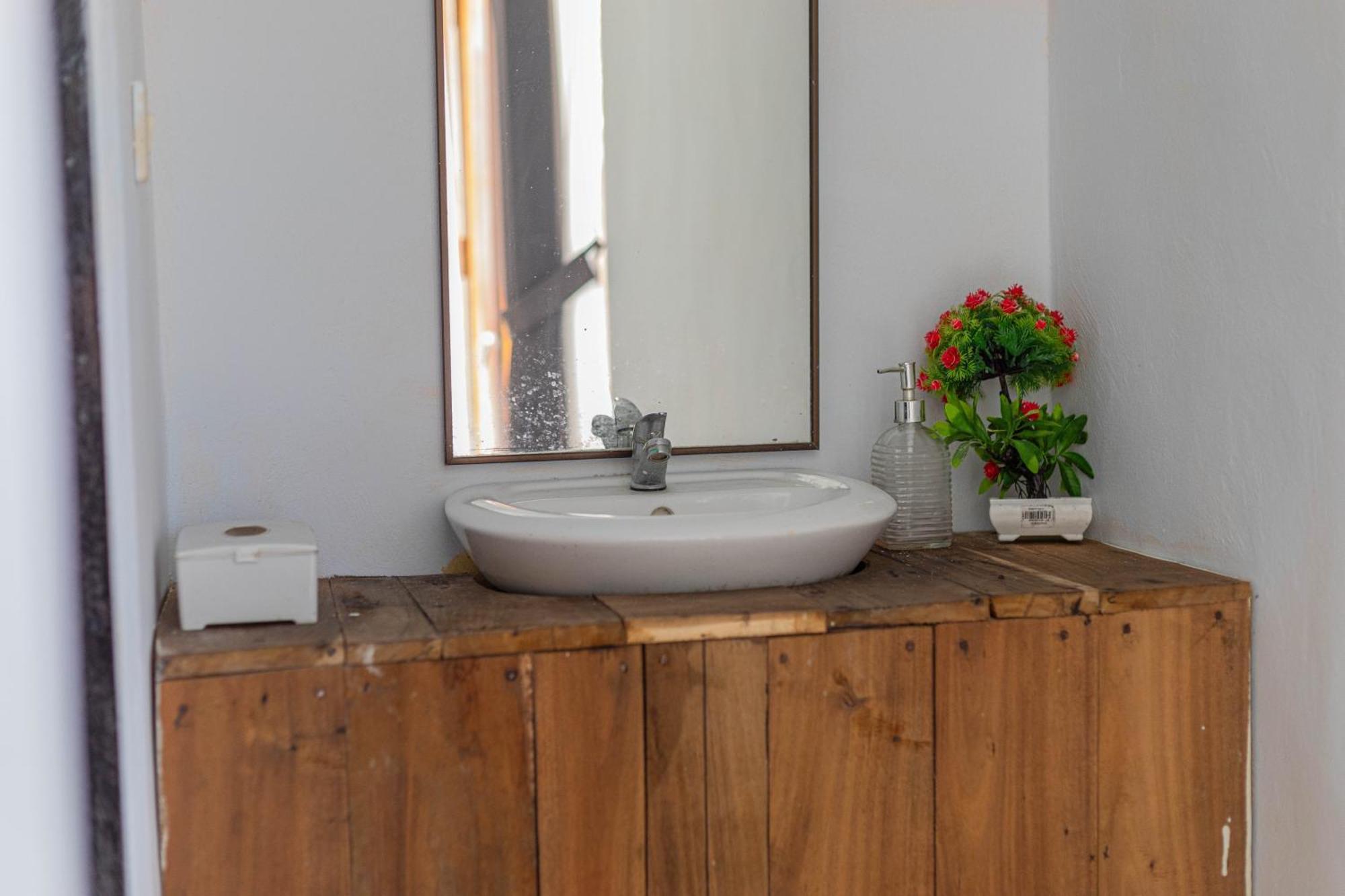 The Salang Guest House Batumadeg ภายนอก รูปภาพ